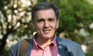 Ο Τσακαλώτος που δεν μιλάει (αλλά τον εντοπίσαμε σε κρυφό ραντεβού...)