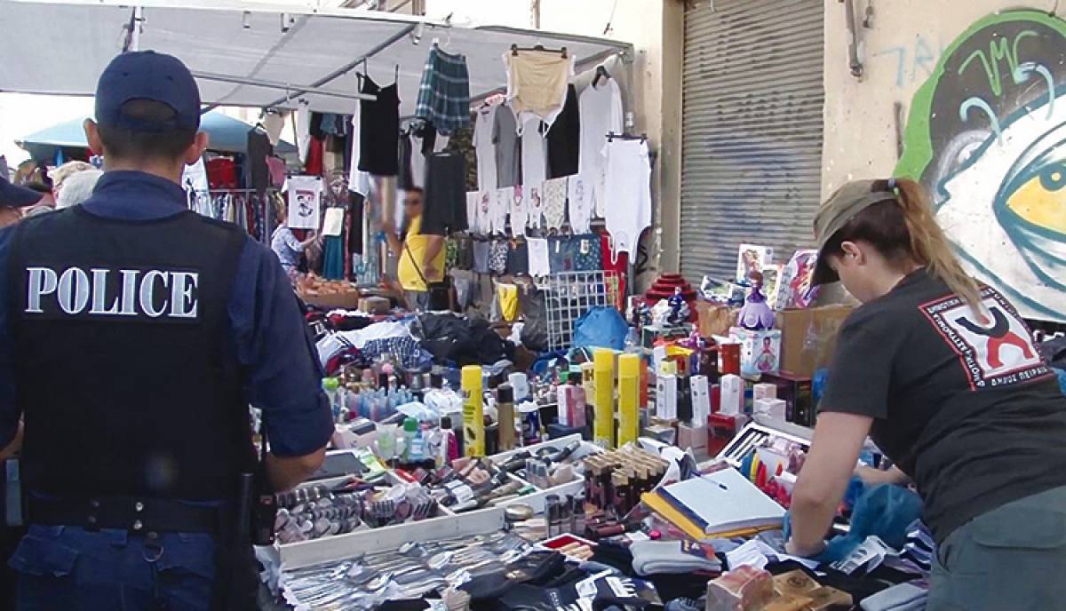 ΔΙΜΕΑ: Πρόστιμα €116.500 για παρεμπόριο σε μία εβδομάδα