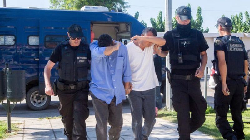 Τουρκικές πιέσεις για τους 8 πραξικοπηματίες