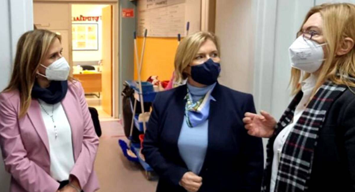Γκάγκα-Παίδων Πεντέλης: Πρώτη φορά mega εμβολιαστικό κέντρο μέσα σε νοσοκομείο
