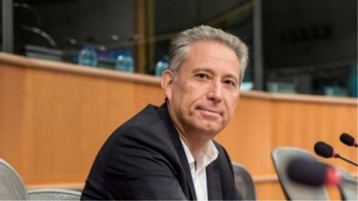 Χρυσόγονος: Στα όρια της συνταγματικότητας η αναστολή εργασίας