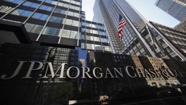 JP Morgan:Χρειάζονται 2-3 ακόμα έξοδοι πριν το τέλος του προγράμματος