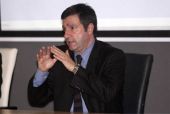 Προς μείωση των δημοτικών τελών του δήμου Αθηναίων προχωρά ο Καμίνης