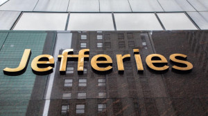 Jefferies: Νέες-τιμές στόχοι για ΕΤΕ, Τράπεζα Πειραιώς και Eurobank