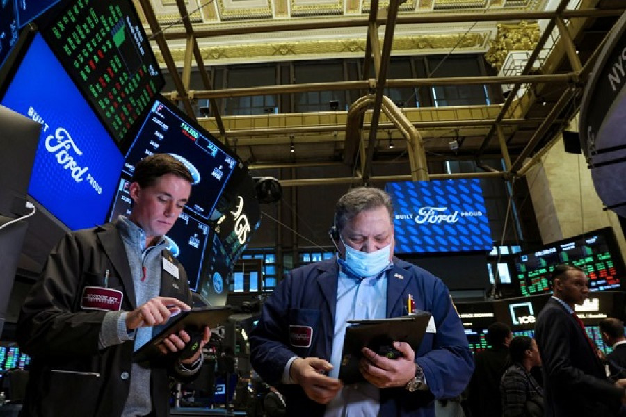 Στάση αναμονής στη Wall Street ενόψει των αποφάσεων της Fed