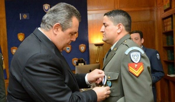 ΕΡΤ: Εκπομπή για τις ένοπλες δυνάμεις ετοιμάζει ο Π.Καμμένος