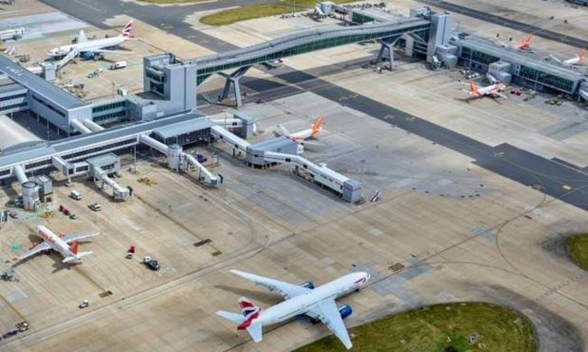Λονδίνο: Λήξη συναγερμού στο Γκάτγουικ, ξεκίνησαν οι πτήσεις