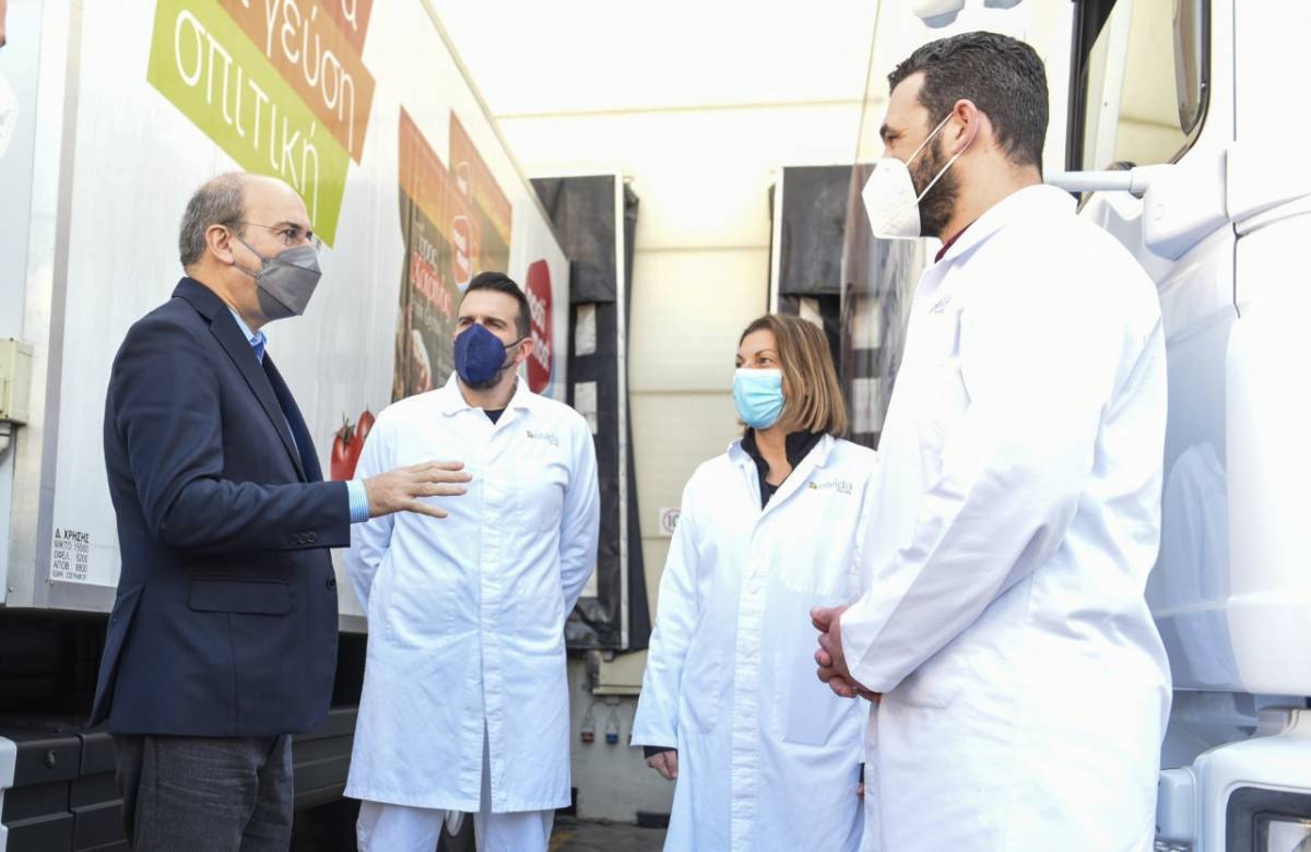 Χατζηδάκης: Ξεκίνησαν προγράμματα για 86.000 νέες δουλειές μέσω ΟΑΕΔ