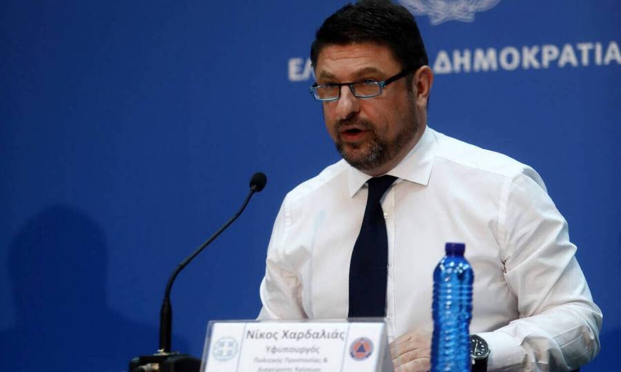 Χαρδαλιάς: Ποιοι δήμοι μπαίνουν σε ολοκληρωτική καραντίνα