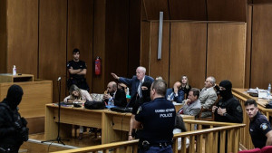Παρέμβαση του ΔΣΑ για τον ναζιστικό χαιρετισμό Πλεύρη