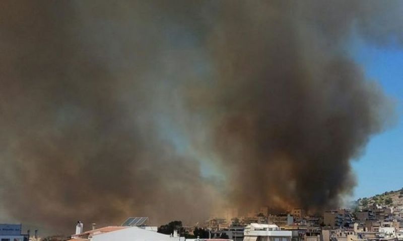 Σε ύφεση η πυρκαγιά στην Καισαριανή