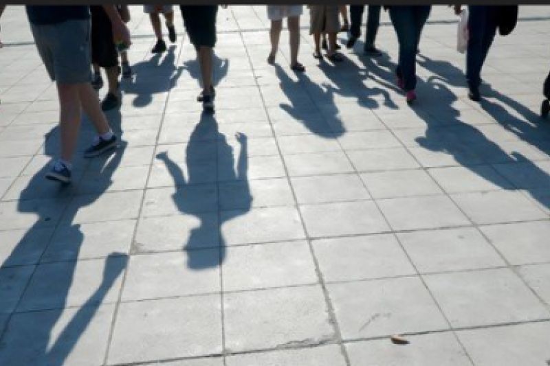 διαΝΕΟσις: Μειωμένη φτώχεια, αυξημένη ανεργία στους νέους