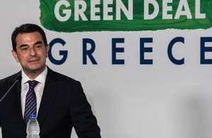 Σκρέκας: Έως 70% φθηνότερα τα φωτοβολταϊκά από τον λιγνίτη