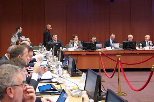 Τελεσίγραφο Eurogroup για παράταση του προγράμματος