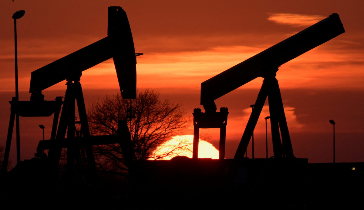 Goldman Sachs: Σενάρια για τιμή Brent κάτω από 40 δολάρια το βαρέλι
