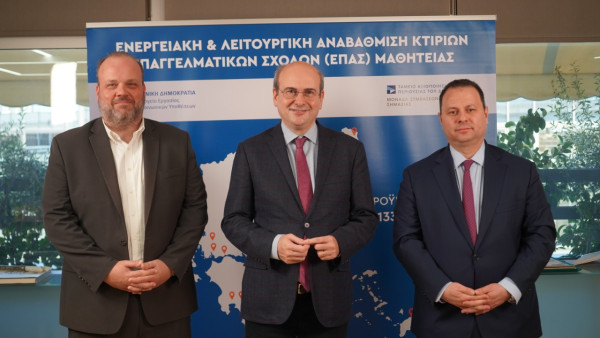 Ριζική ανακαίνιση 37 Επαγγελματικών Σχολών της ΔΥΠΑ