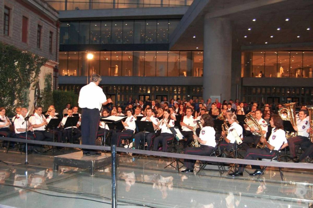 Η πανσέληνος του Αυγούστου φωτίζει τον ελληνικό κινηματογράφο στο Μουσείο της Ακρόπολης