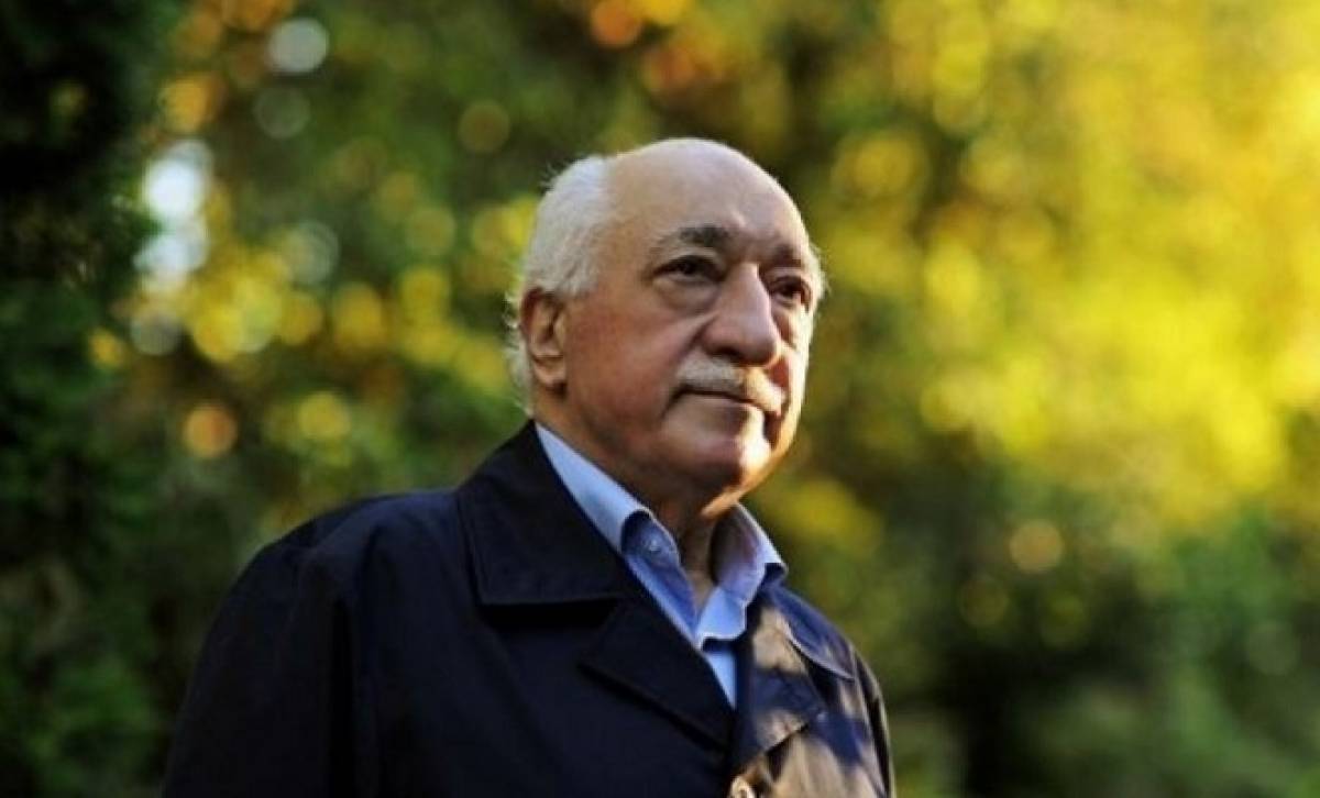 Η κυβέρνηση Τραμπ εξετάζει απομάκρυνση Γκιουλέν από ΗΠΑ