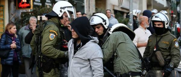 Καταλήψεις στο Κουκάκι: Αναβλήθηκε η δίκη των κατηγορουμένων