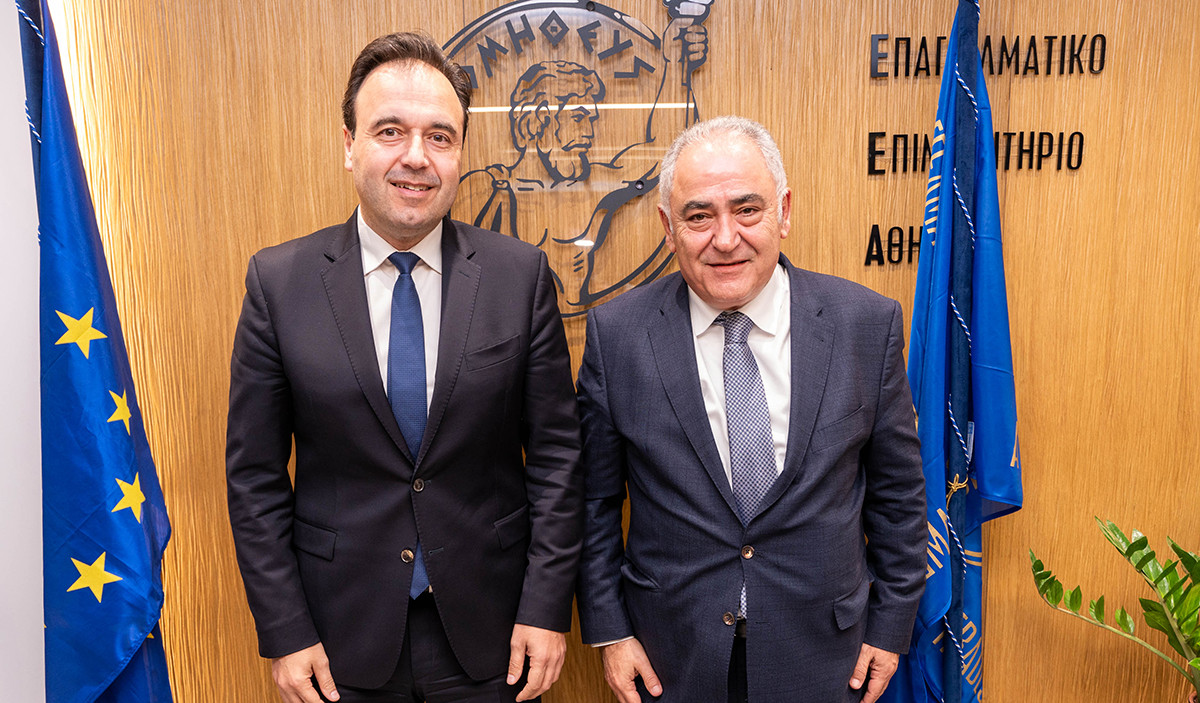 Χατζηθεοδοσίου: Στόχος η ψηφιακή μετάβαση των επιχειρήσεων- Συνάντηση με Παπαστεργίου