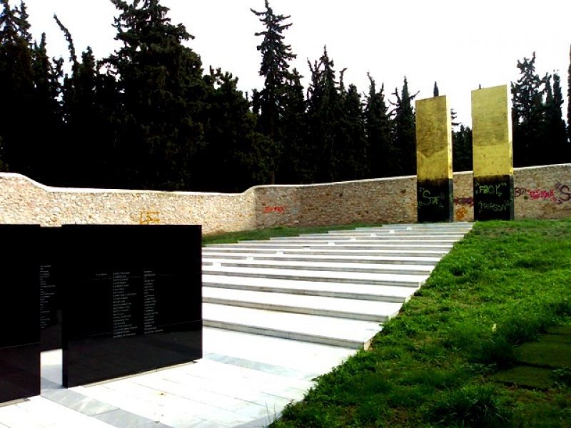 Πωλητήριο και στο Σκοπευτήριο Καισαριανής καταγγέλλει ο ΣΥΡΙΖΑ