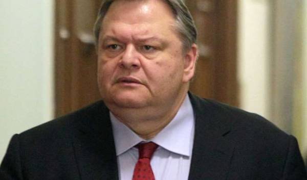 Βενιζέλος: Σχέσεις «αίματος και συνενοχής» συνδέουν Τσίπρα-Καμμένο