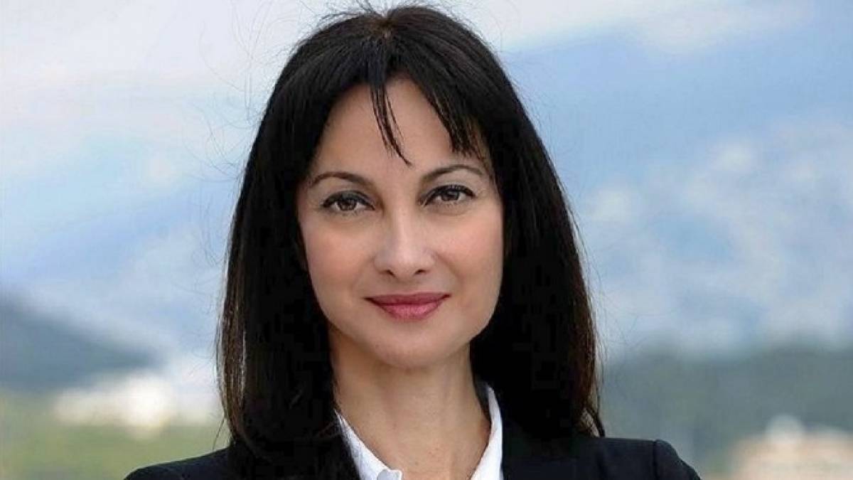 Καλύτερη υπουργός Τουρισμού στον κόσμο η Κουντουρά