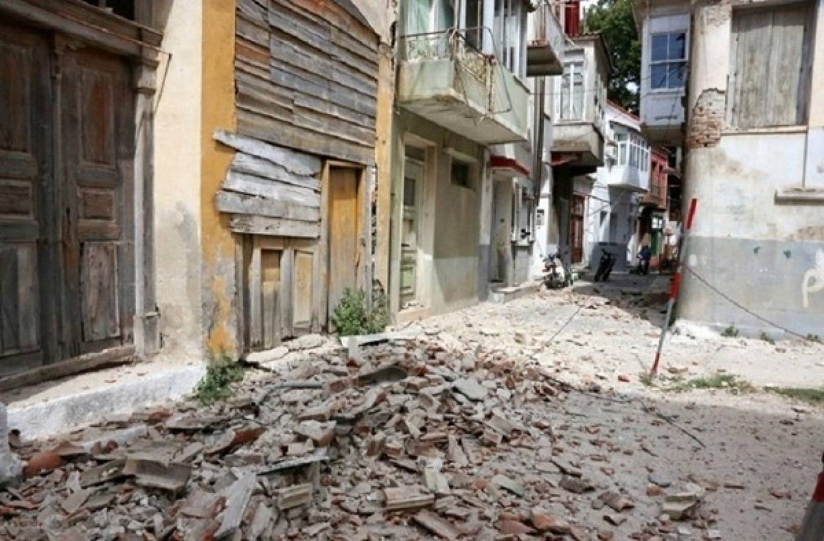 Τηλεδιάσκεψη για τη διαχείριση των ετοιμόρροπων κτισμάτων