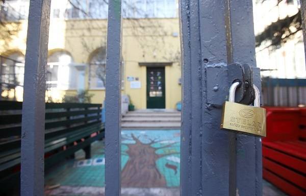 Πάνω από 70 σχολεία κλειστά λόγω κορονοϊού - Η λίστα