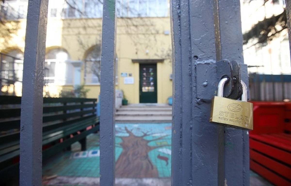 Πάνω από 70 σχολεία κλειστά λόγω κορονοϊού - Η λίστα
