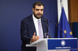 Μαρινάκης: Καμία δαπάνη για ανακύκλωση χωρίς εγκεκριμένο σχέδιο – Η απάντηση για τα «σπιτάκια»