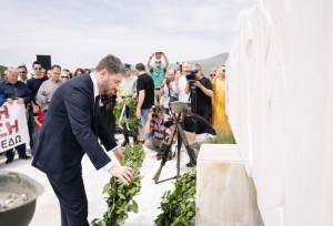 Ανδρουλάκης: Έχουμε χρέος να διεκδικήσουμε τις γερμανικές επανορθώσεις