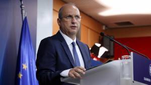 Οικονόμου: Είναι εκτός τόπου και εκτός εποχής o Τσίπρας