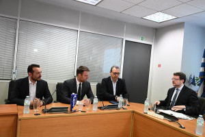 Κασσελάκης: Η κυβέρνηση αφήνει τα ολιγοπώλια να δρουν χωρίς φραγμούς