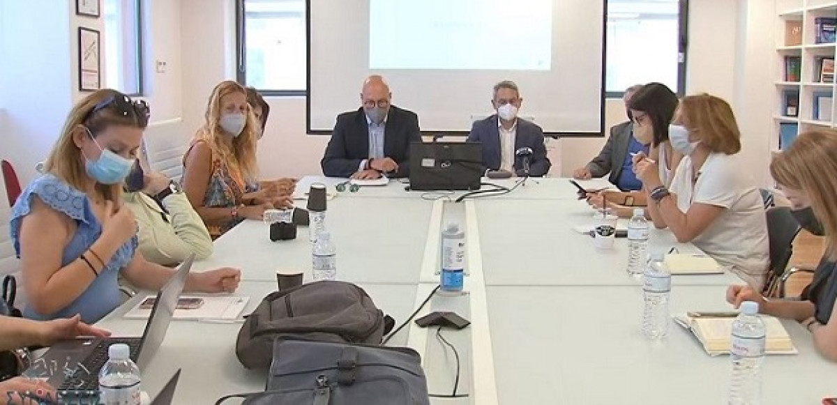 ΕΟΔΥ: Κυρίως στις τουριστικές περιοχές η αύξηση των κρουσμάτων