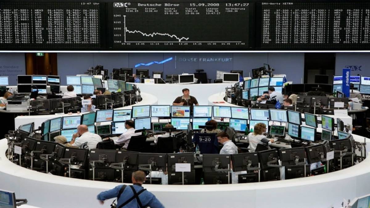 Άνοδος στις ευρωαγορές με τα βλέμματα στις πολιτικές εξελίξεις