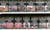 Τα "ουδέτερα" πακέτα τσιγάρων φέρνει η Γαλλία
