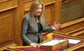 Γεννηματά: Το άσπρο μαύρο κάνει με ψέματα ο Τσίπρας