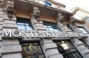 Μαζικές πωλήσεις στις ευρωπαϊκές τράπεζες