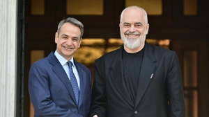 Μητσοτάκης σε Ράμα: Έχουμε μία σημαντική ευκαιρία να λύσουμε εκκρεμή ζητήματα