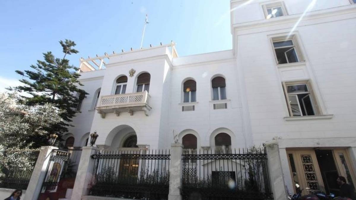 Η Αρχιεπισκοπή Αθηνών αποστασιοποιείται από τις δηλώσεις Αμβρόσιου