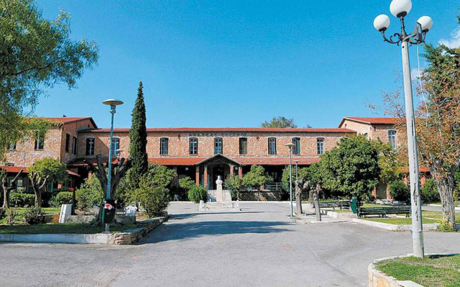 Κόντρα Χάρη Δούκα με τη Δόμνα Μιχαηλίδου για το πρόγραμμα «Κοινωνική Στέγαση»