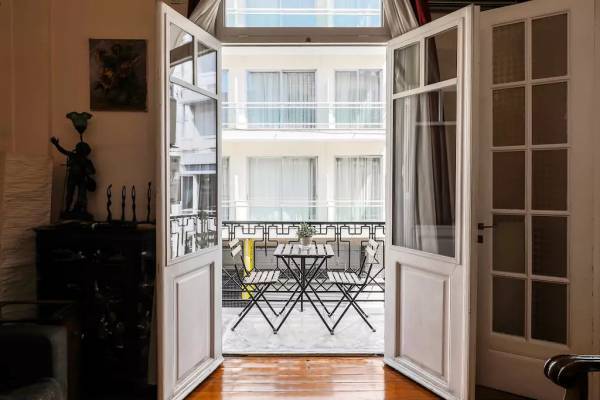 Πληθωρισμός κλινών και airbnb απειλούν τη βιωσιμότητα των αθηναϊκών ξενοδοχείων