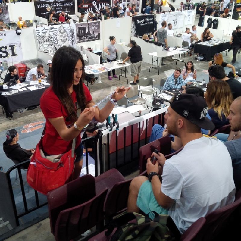 Άρωμα… STR8 στο Athens International Tattoo Convention
