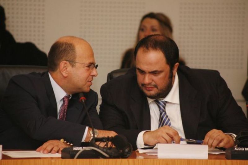 Αλαφούζος vs Μαρινάκη: Νέες πολεμικές ανακοινώσεις για τα κανάλια