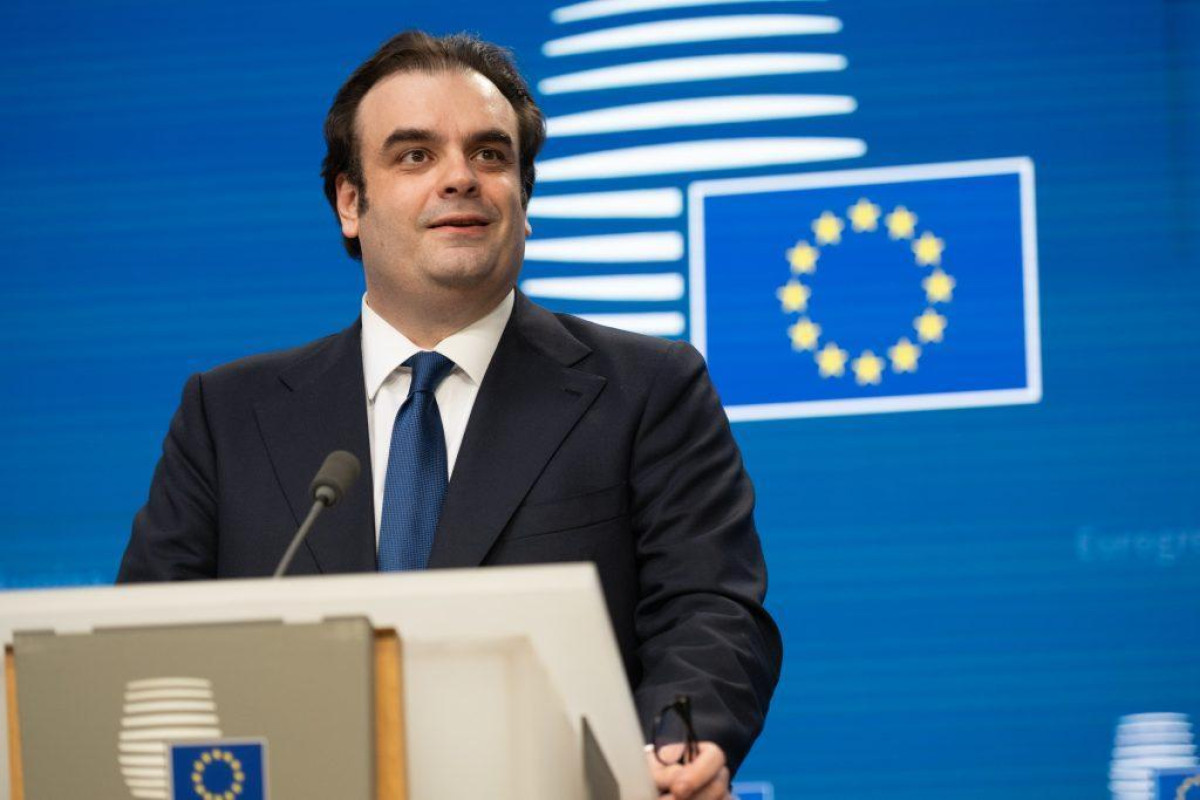Politico: Το σχέδιο Πιερρακάκη να γεμίσουν τα ταμεία της ΕΕ από τον «αέρα»