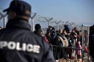 DW: Μόνο η Ελλάδα δέχεται επαναπροωθήσεις προσφύγων