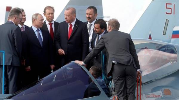 Ερντογάν: Συνομιλούμε με τη Μόσχα για την αγορά των Su-57