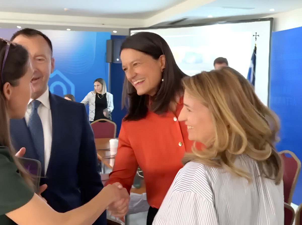 Κεραμέως: Συνάντηση με εκπροσώπους εταιρειών ενόψει της δράσης «REBRAIN GREECE» στη Νέα Υόρκη
