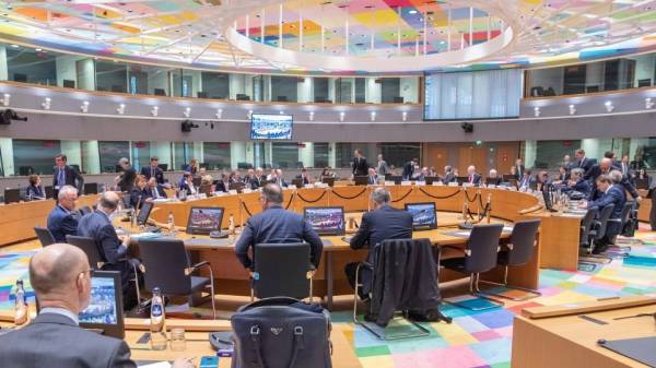 WSJ:Η Ελλάδα δεν χρειάζεται σύντομα τα 1 δισ.ευρώ-Συμβολική η αναβολή